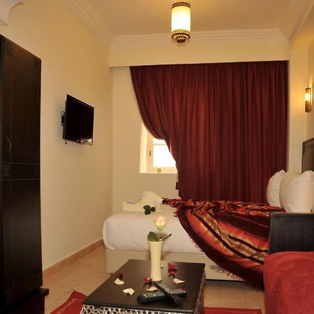 Hotel Riad Ben Atar Ес-Сувейра Екстер'єр фото