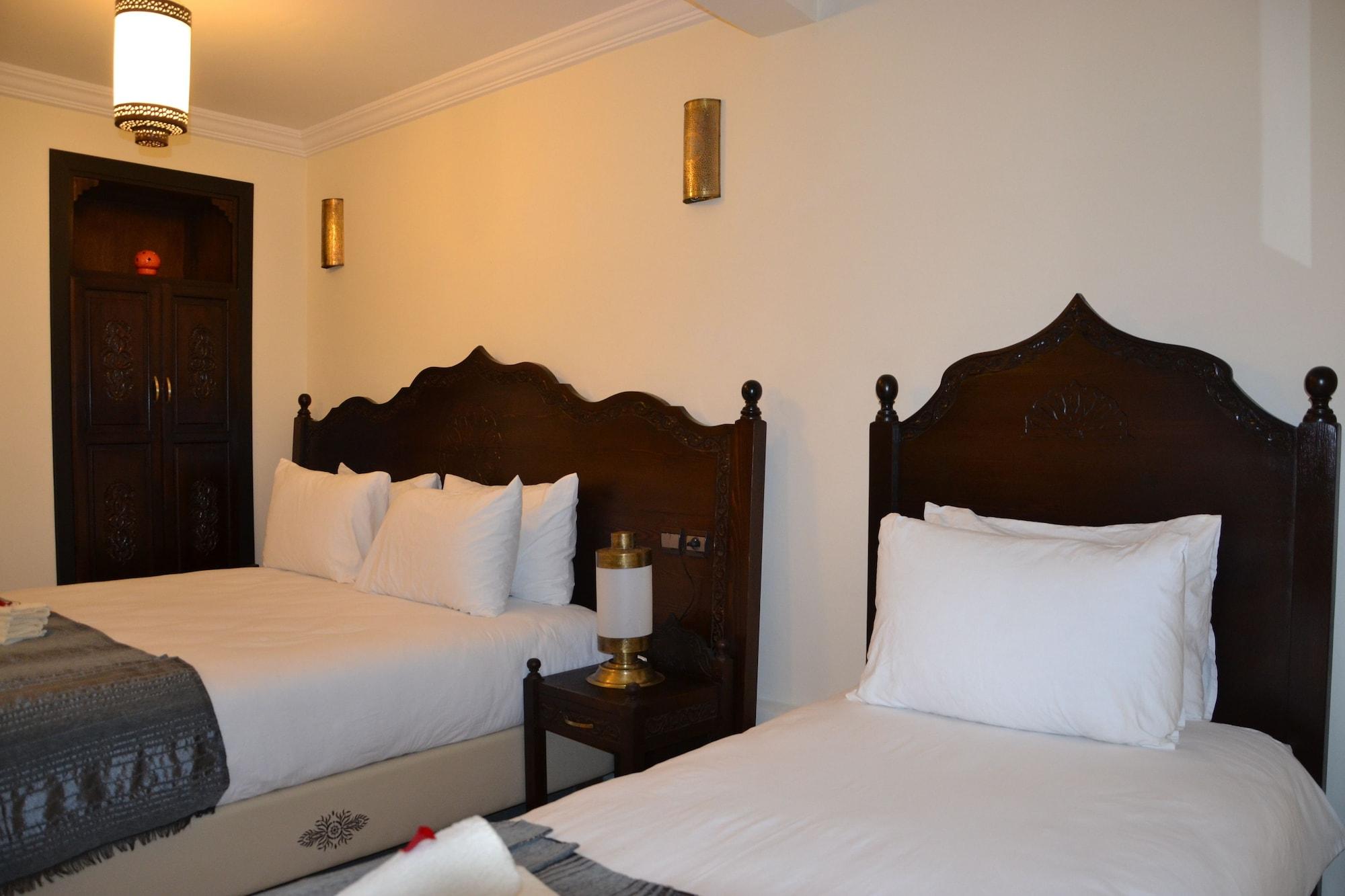 Hotel Riad Ben Atar Ес-Сувейра Екстер'єр фото