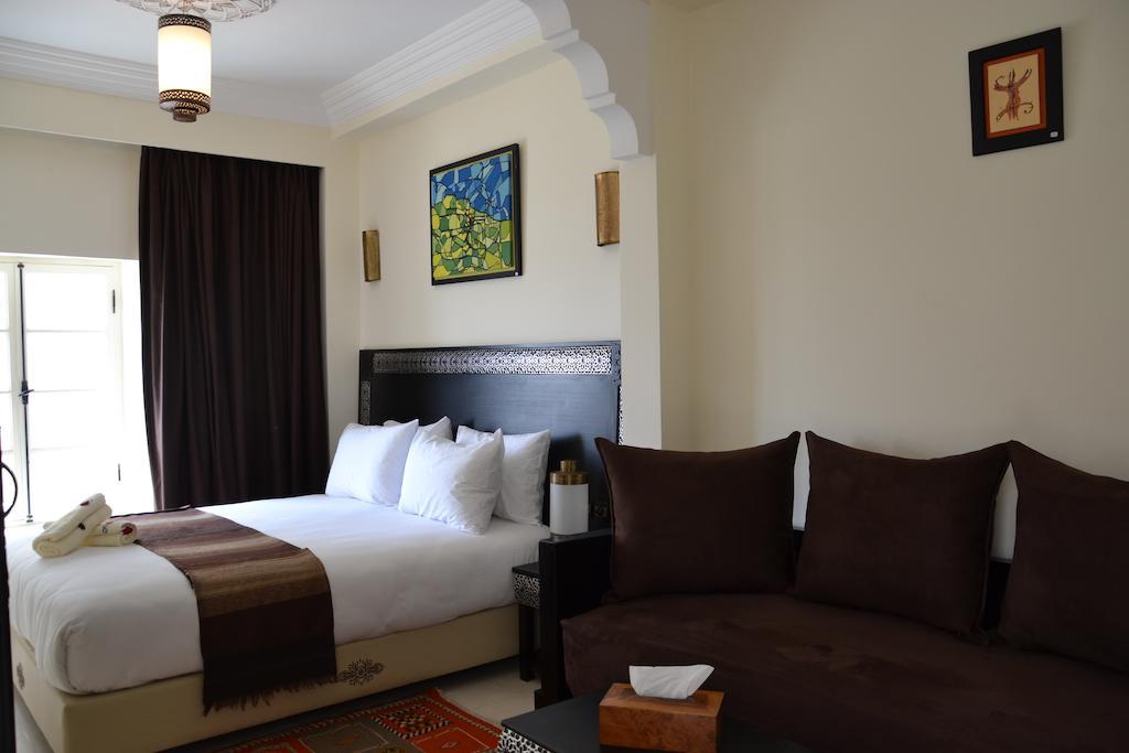 Hotel Riad Ben Atar Ес-Сувейра Номер фото