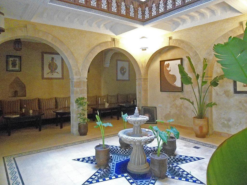 Hotel Riad Ben Atar Ес-Сувейра Екстер'єр фото