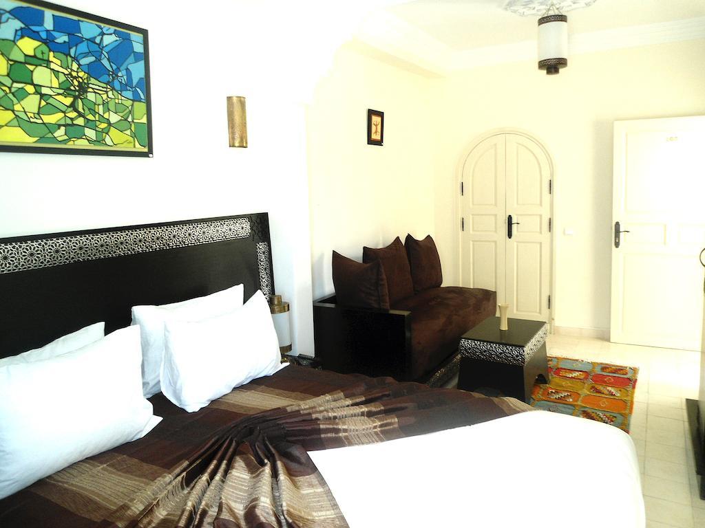Hotel Riad Ben Atar Ес-Сувейра Екстер'єр фото