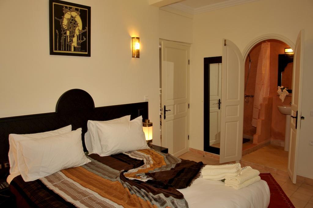 Hotel Riad Ben Atar Ес-Сувейра Екстер'єр фото