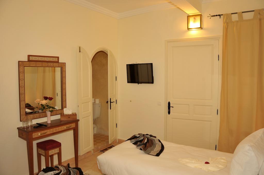 Hotel Riad Ben Atar Ес-Сувейра Номер фото