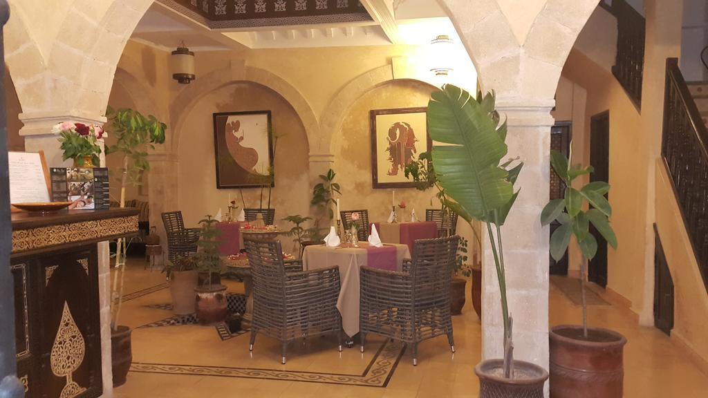 Hotel Riad Ben Atar Ес-Сувейра Екстер'єр фото